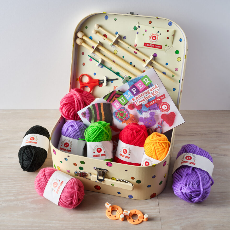 Knitting kits for kids - Wool craft kits for kids - Buttonbag